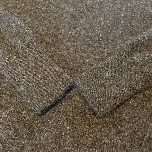 J Brand Cashmere L/S Round Split Side Double Knit Cuff Crew Sweater Charcoal XS - Picture 6 of 9